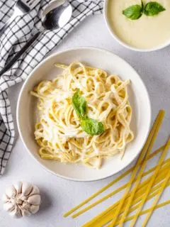 Roasted Garlic Cream Sauce