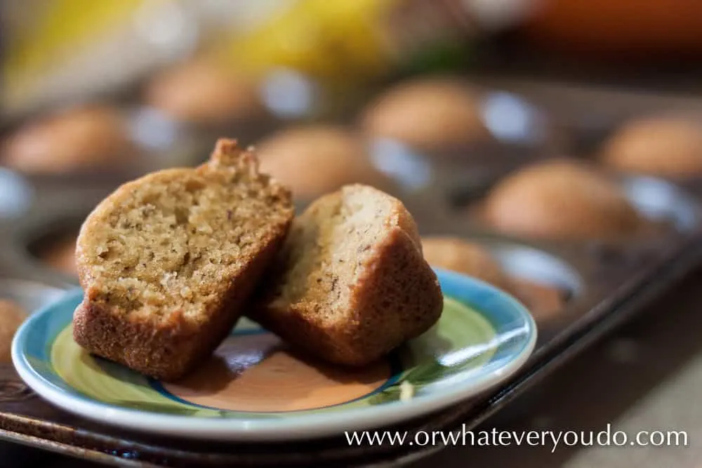 banana bread muffins