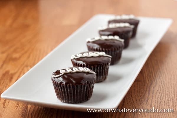 Homemade Hostess Cupcakes