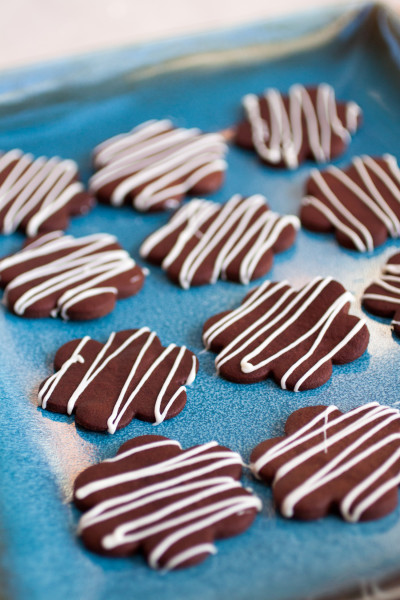 Chocolate Sugar Cookies I www.orwhateveryoudo.com I #cutout #dessert #baking