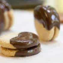 Browned Butter Shortbread Sandwich Cookies