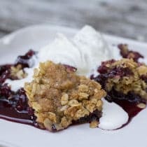 Blackberry Crisp