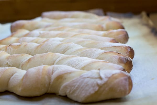 Roasted Garlic Parmesan Twisty Bread