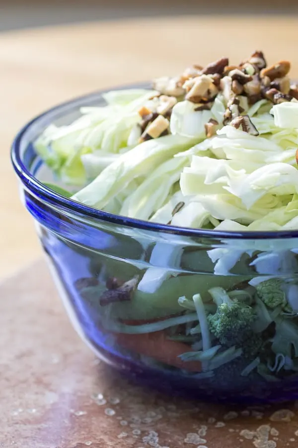 Sesame Vegetables with Rice Noodles