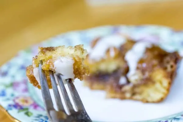 Caramel Roll Cinnamon Cake