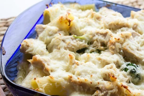 Cheesy Chicken Alfredo Rigatoni-5