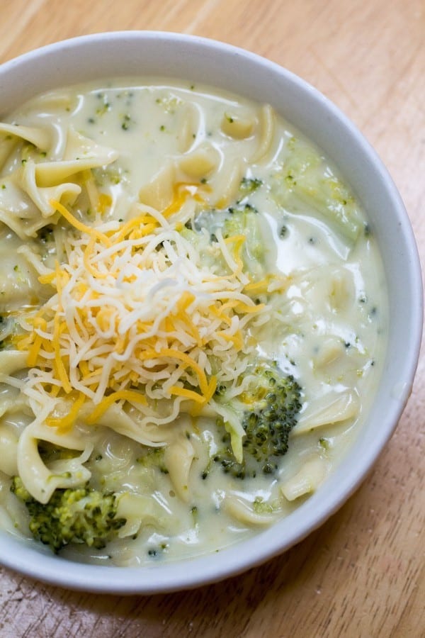 cheesy broccoli noodles recipe