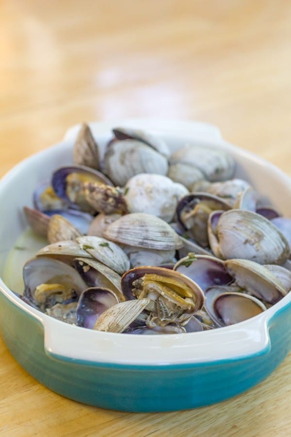 Garlic Steamed Clams