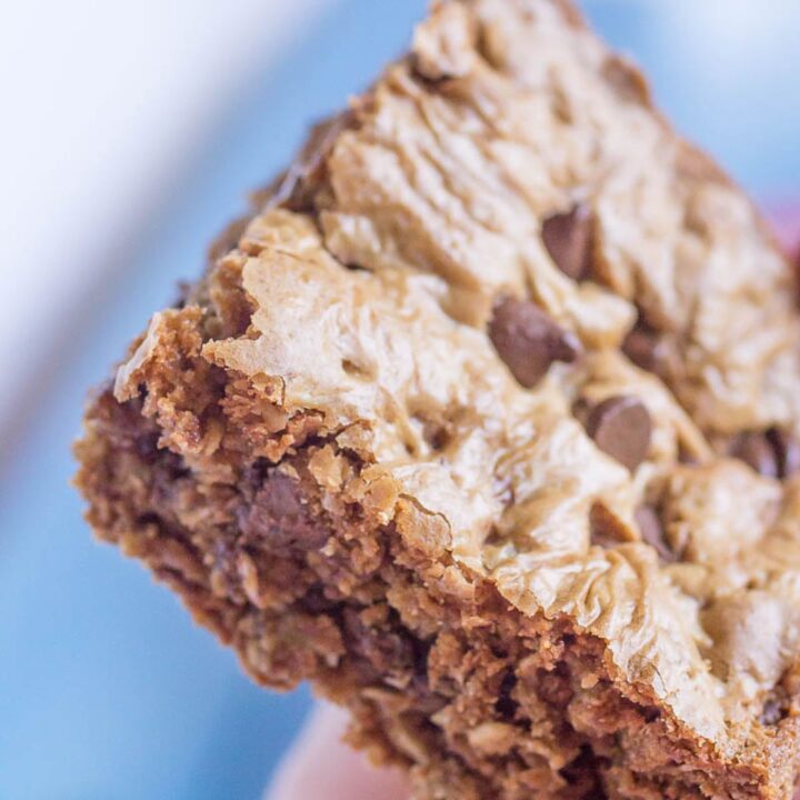 Chewy Chocolate Oatmeal Bars