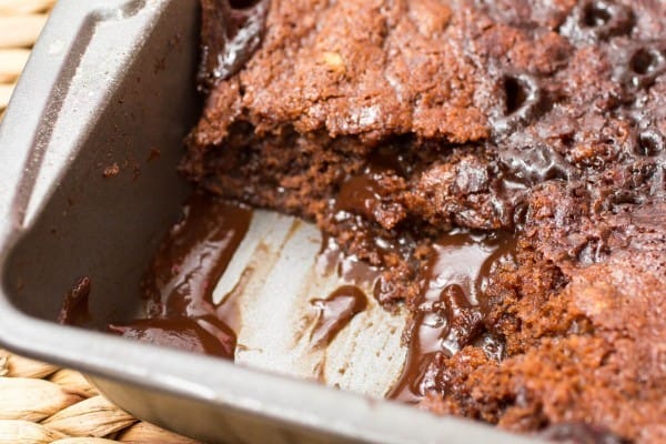Super-Chocolate-Hot-Fudge-Brownie-Cake-3-4