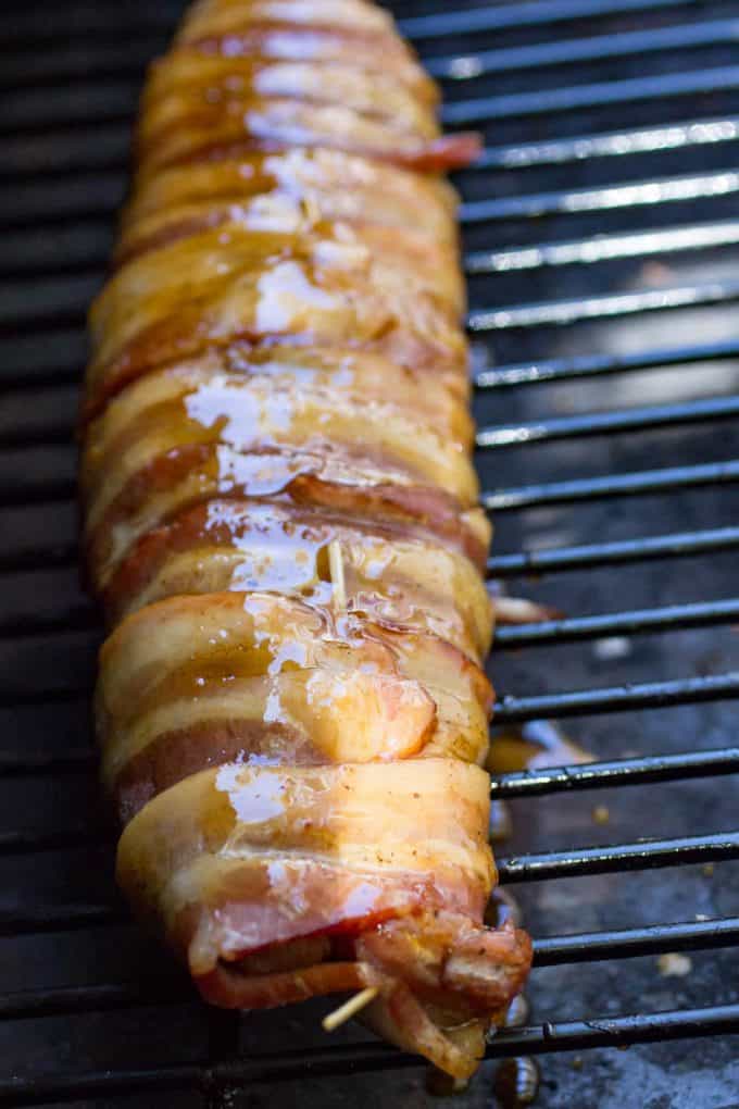 Bacon Wrapped Pork Tenderloin Traeger / Bacon Wrapped Stuffed Sausage Fatty Bacon Explosion : Bacon anything sounds good to me.