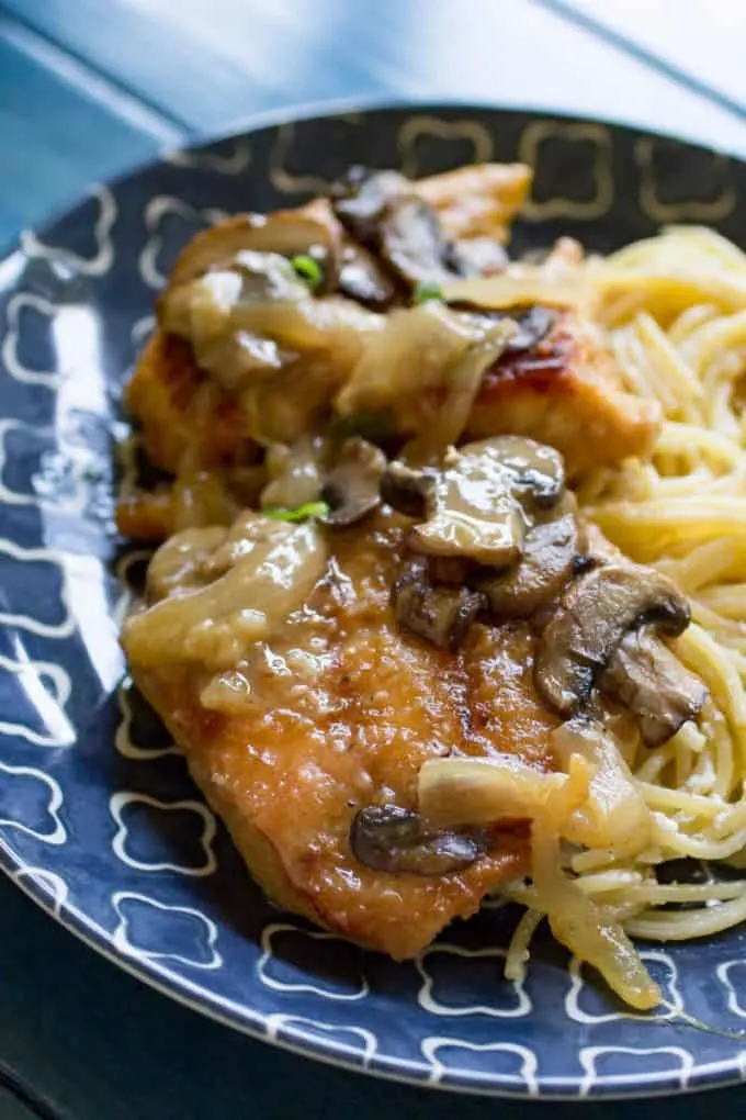 Traeger White Wine Chicken with Mushrooms