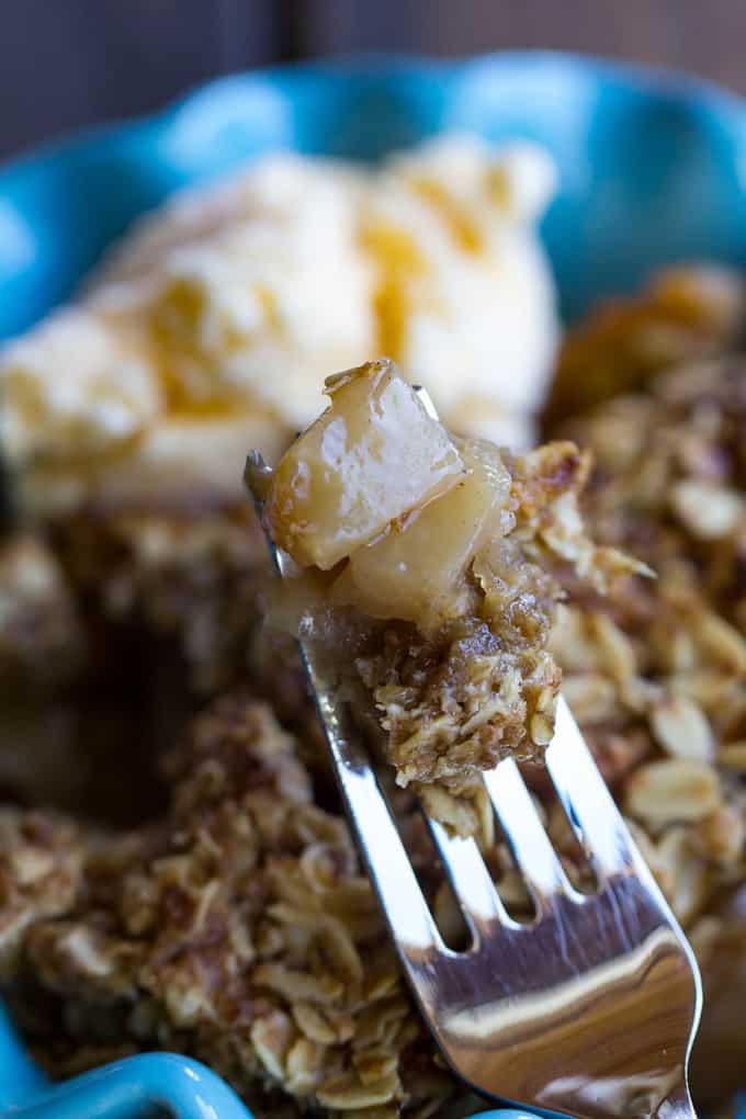 Traeger Apple Crisp Easy pellet grill desert recipe
