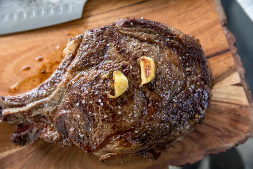 https://www.orwhateveryoudo.com/wp-content/uploads/2019/07/Blackstone-Tomahawk-Ribeye-13-810x540.jpg.webp