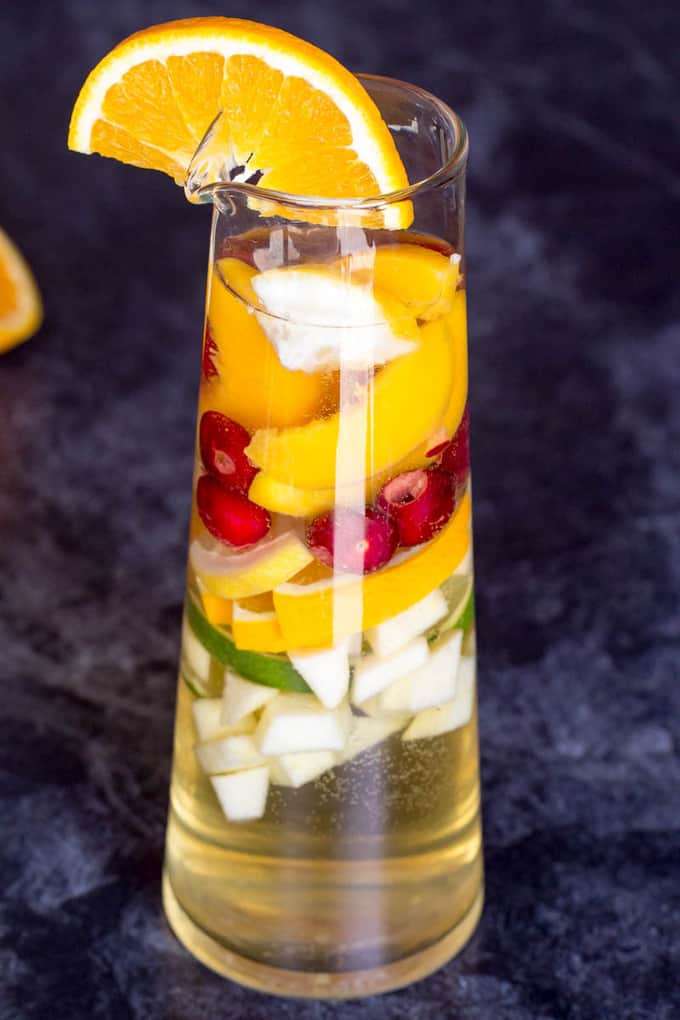 White Sangria Easy summer cocktail recipe with white wine
