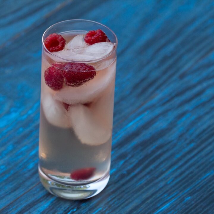 Strawberry Vodka Spritzer