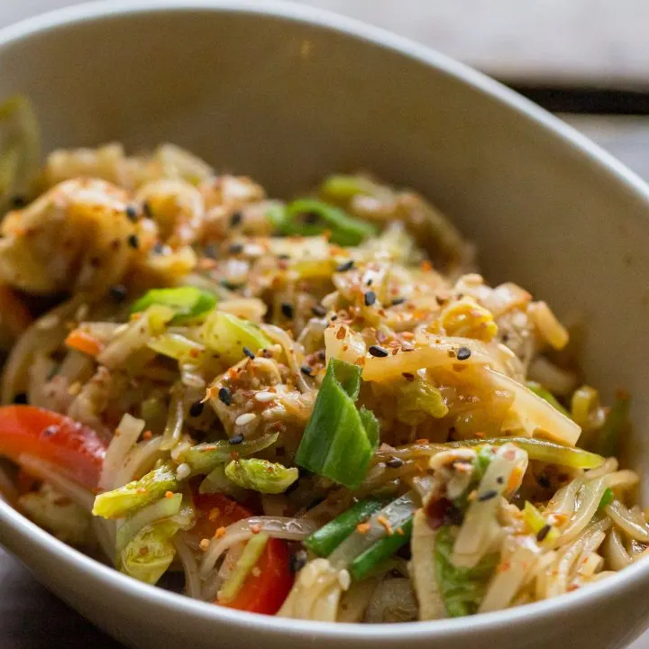 Chicken and Rice Noodles Stir Fry