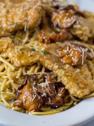 Sherry Chicken with Chanterelles