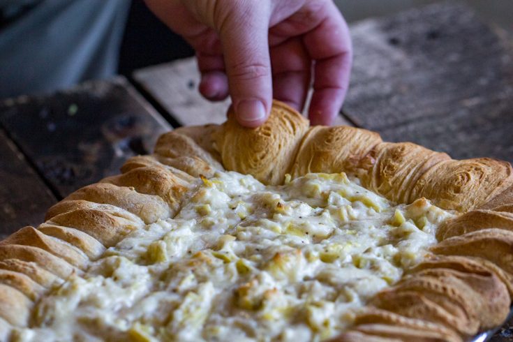 Cheesy Artichoke Dip