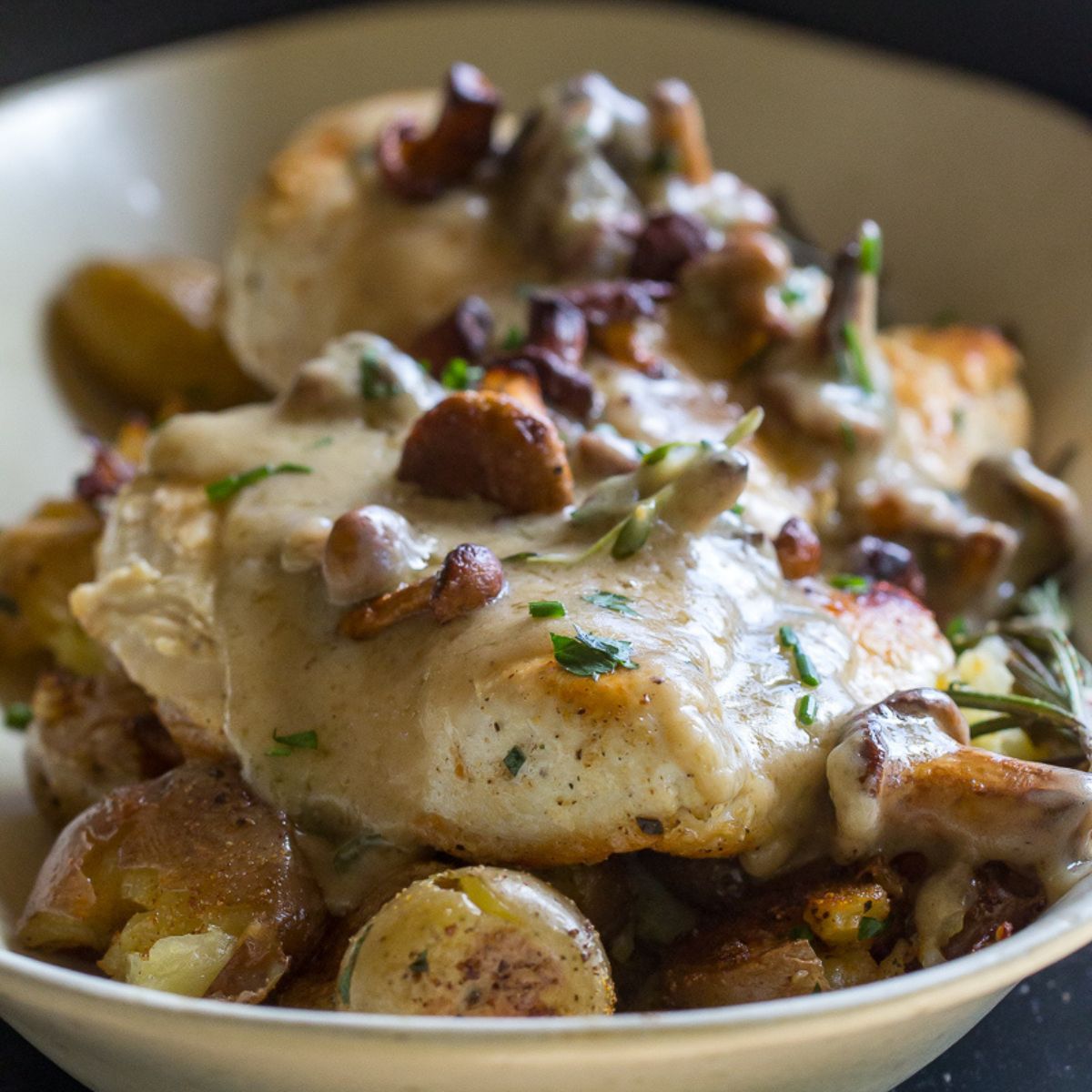 Blackstone Chicken with Mushroom Gravy