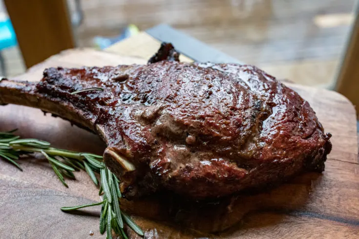 Perfect Grilled Tomahawk Steak