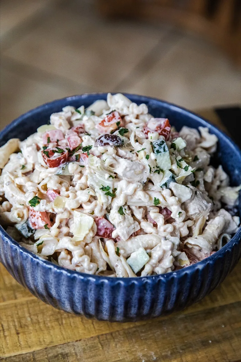 Creamy Greek Chicken Pasta Salad