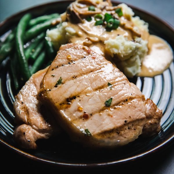 Grilled Marinated Pork Chops