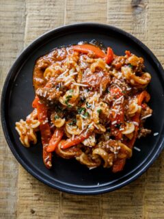 Spicy Sausage and Peppers Pasta