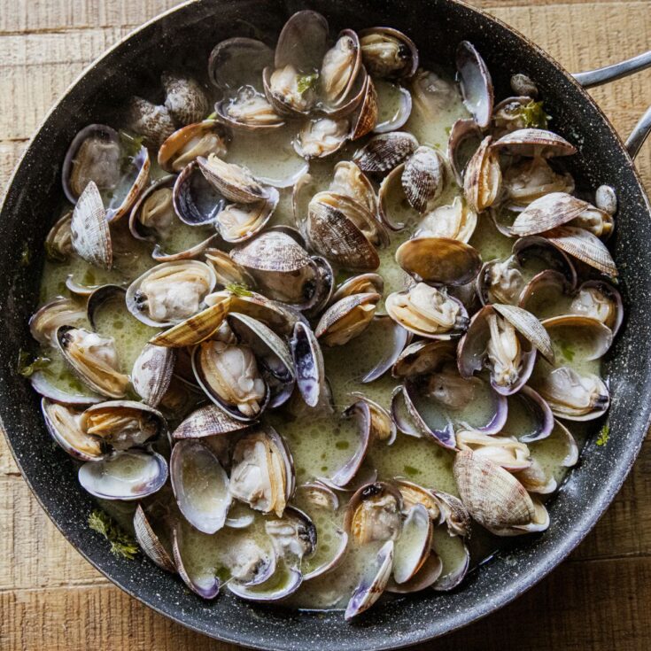 Garlic Steamed Clams