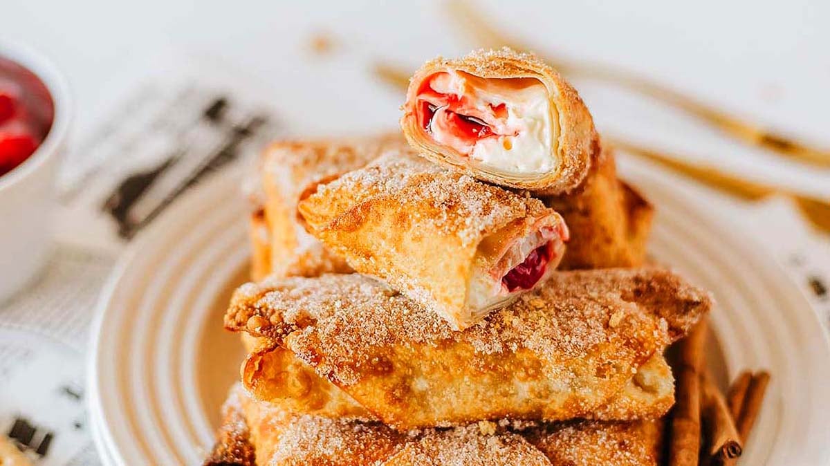 Check Out These 15 Tasty Ways To Get Your Cheesecake Craving Satisfied